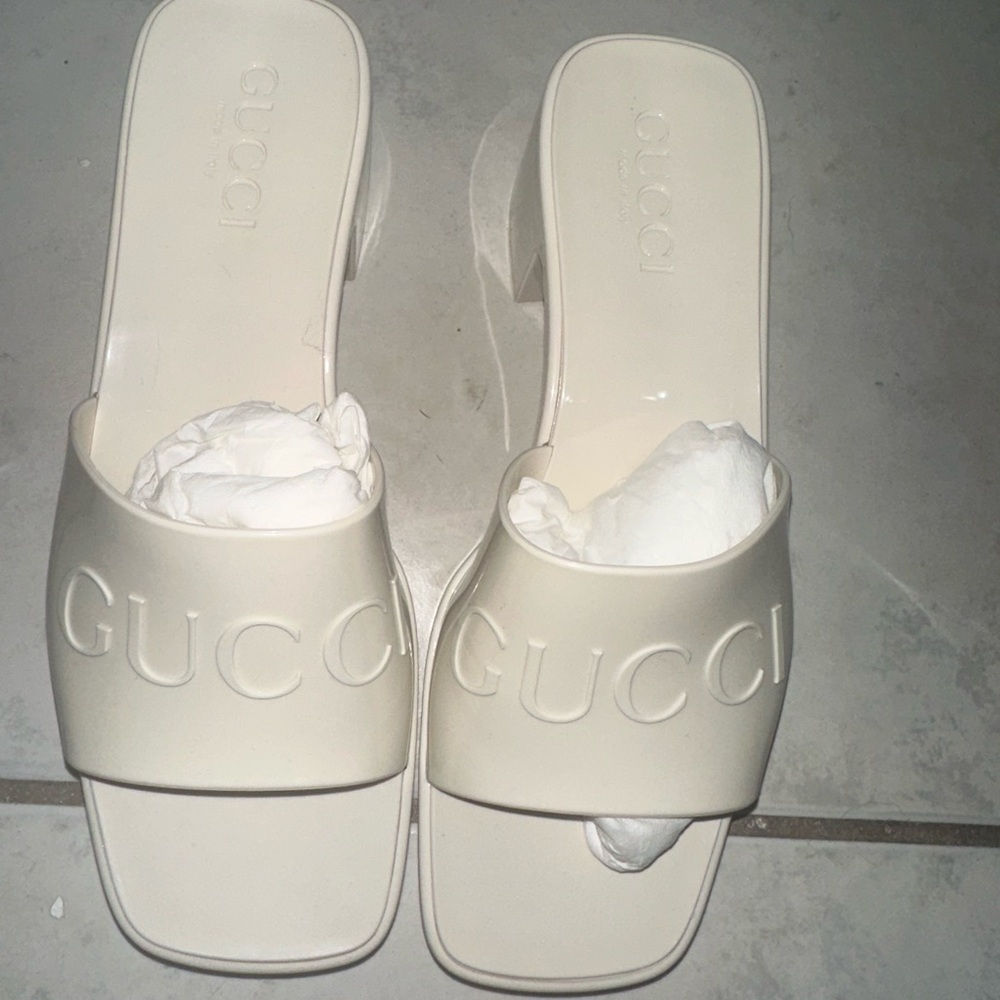 Gucci jelly sandal heels